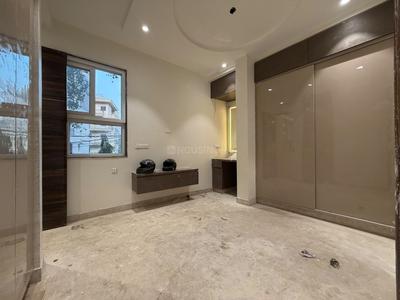 Bedroom Image of 900 Sq.ft 2 BHK Builder Floor for sale in Raja Garden New Delhi for Rs. 12500000
