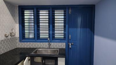 Kitchen Image of 1200 Sq.ft 2 BHK Independent House for rent in Agrahara Layout Bengaluru for Rs. 20000