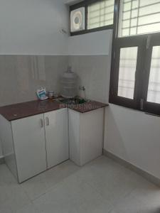 Kitchen Image of 150 Sq.ft 1 RK Studio for rent in Varun Enclave, Sector 28 Noida for Rs. 14000