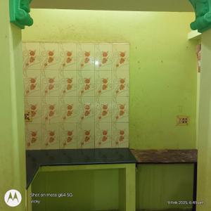 Kitchen Image of 600 Sq.ft 2 BHK Apartment / Flat for sale in Lakshmipuram Chennai for Rs. 4000000