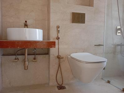 Bathroom Image of 1684 Sq.ft 3 BHK Apartment / Flat for sale in Godrej RKS, Chembur Mumbai for Rs. 64500000