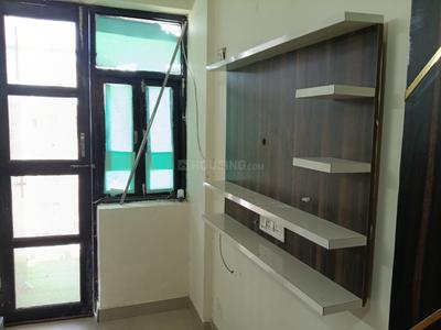 Bedroom Image of 1025 Sq.ft 2 BHK Apartment / Flat for rent in Krish Aura, Milakpur Goojar Bhiwadi for Rs. 15000