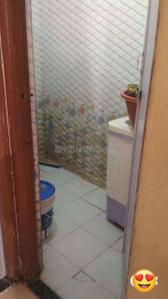 Bathroom Image of 750 Sq.ft 1 BHK Apartment / Flat for sale in MEET APARTMENT, GIDC Vapi for Rs. 500000