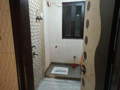 Bathroom Image of 160 Sq.ft 2 BHK Independent House for rent in Sector 5 Rohini New Delhi for Rs. 12000