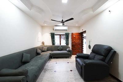 Hall Image of 2745 Sq.ft 6 BHK Independent House for sale in Ghatlodiya Ahmedabad for Rs. 38000000