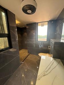 Bathroom Image of 3500 Sq.ft 5 BHK Independent House for sale in Sector 33 Gurgaon for Rs. 160000000