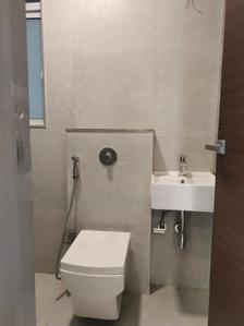 Common Bathroom Image of 710 Sq.ft 2 BHK Apartment / Flat for sale in Dotom Isle , Kandivali West Mumbai for Rs. 14200000