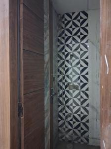 Common Bathroom Image of 1450 Sq.ft 3 BHK Apartment / Flat for sale in Shree Maruti Dham, Sector 49 Noida for Rs. 8500000