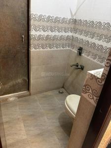 Bathroom Image of 648 Sq.ft 2 BHK Apartment / Flat for rent in Qutub Vihar New Delhi for Rs. 14500