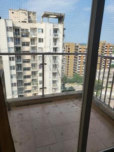 Balcony Image of 2002 Sq.ft 3 BHK Apartment / Flat for rent in Experion The Heartsong, Sector 108 Gurgaon for Rs. 60000