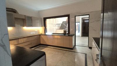 Kitchen Image of 6000 Sq.ft 5 BHK Independent House for sale in Sector 41 Noida for Rs. 70000000