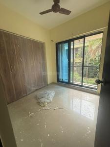 Bedroom Image of 950 Sq.ft 3 BHK Apartment / Flat for rent in Runwal Pearl, Thane West Thane for Rs. 47000