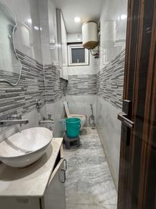 Bathroom Image of 800 Sq.ft 2 BHK Builder Floor for rent in Sector 3 Rohini New Delhi for Rs. 30000