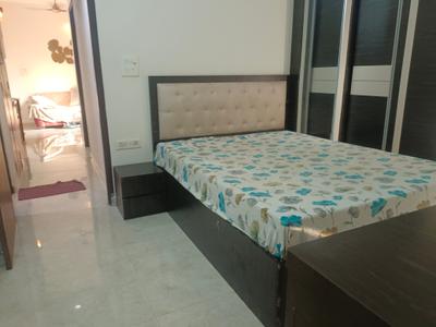 Bedroom Image of 950 Sq.ft 2 BHK Apartment / Flat for rent in Lodha Amara, Kolshet Thane for Rs. 45000