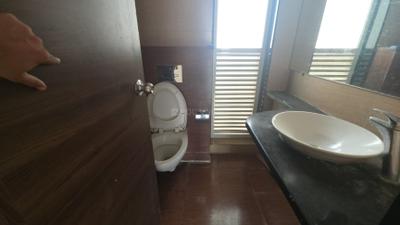 Image of 1120 Sq.ft 2 BHK Apartment / Flat for sale in Lokhandwala Spring Grove, Kandivali East, Mumbai for Rs. 22000000