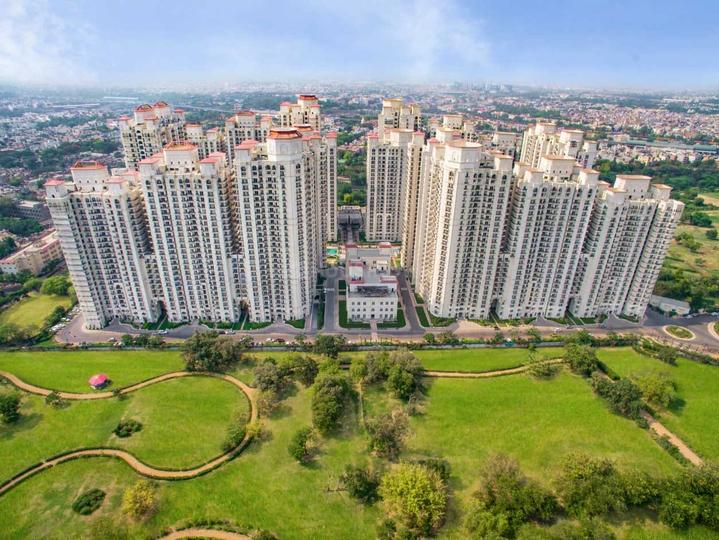 DLF Capital Greens Main Image 1