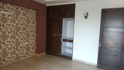 Bedroom Image of 2140 Sq.ft 3 BHK Apartment / Flat for sale in Shalimar Grand, Butler Colony Lucknow for Rs. 27000000