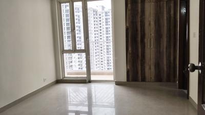 Bedroom Image of 1234 Sq.ft 2 BHK Apartment / Flat for sale in Logix Blossom Greens, Sector 143 Noida for Rs. 10500000