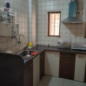 Kitchen Image of 700 Sq.ft 2 BHK Apartment / Flat for rent in Amardeep Heritage Phase II, Sayajipura Vadodara for Rs. 17000