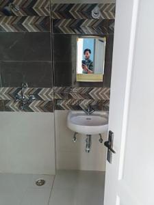 Bathroom Image of 1257 Sq.ft 2 BHK Apartment / Flat for rent in Kiara Residency, Sushant Golf City Lucknow for Rs. 20000