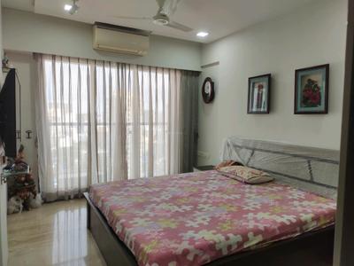 Bedroom Image of 1350 Sq.ft 3 BHK Apartment / Flat for rent in Neminath Luxeria, Andheri West Mumbai for Rs. 150000