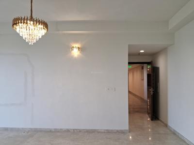 Dining Area Image of 2280 Sq.ft 3 BHK Apartment / Flat for sale in DLF One Midtown, Karampura New Delhi for Rs. 65000000