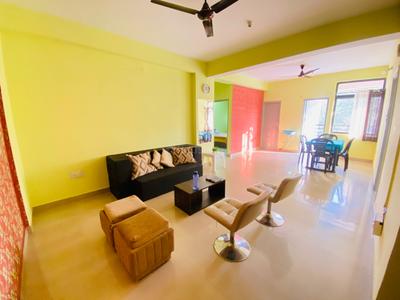 Bedroom Image of 1600 Sq.ft 3.5 BHK Apartment / Flat for rent in Harmu Ranchi for Rs. 50000