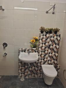 Bathroom Image of 990 Sq.ft 2 BHK Apartment / Flat for sale in Omega City, Bhago Majra Mohali for Rs. 5490000