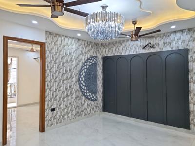 Living Room Image of 1000 Sq.ft 3 BHK Apartment / Flat for sale in Dwarka Mor New Delhi for Rs. 8200000
