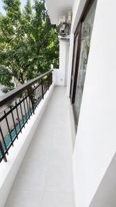 Balcony Image of 1953 Sq.ft 3 BHK Builder Floor for rent in Uday Park New Delhi for Rs. 200000