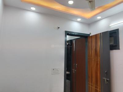 Bedroom Image of 800 Sq.ft 2 BHK Builder Floor for rent in Uttam Nagar New Delhi for Rs. 16500