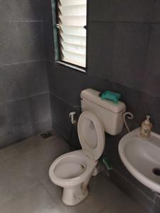 Bedroom Three Image of 2200 Sq.ft 3 BHK Apartment / Flat for rent in Motera Ahmedabad for Rs. 30000