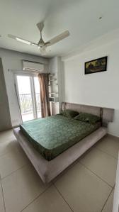 Bedroom Image of 915 Sq.ft 2 BHK Apartment / Flat for rent in The 3C Lotus Zing, Sector 168 Noida for Rs. 28000