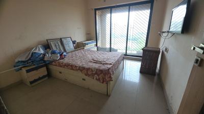 Bedroom Image of 1195 Sq.ft 2 BHK Apartment / Flat for sale in Tharwani Riviera, Kharghar Navi Mumbai for Rs. 12000000