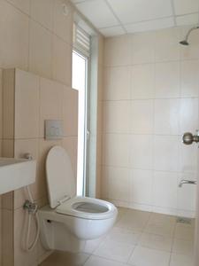 Common Bathroom One Image of 750 Sq.ft 2 BHK Apartment / Flat for rent in Godrej Emerald, Thane West Thane for Rs. 35689