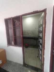 Image of 200 Sq.ft 1 RK Apartment / Flat for rent in Theta II, Greater Noida for Rs. 3500