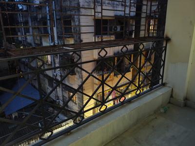 Balcony Image of 1500 Sq.ft 3 BHK Apartment / Flat for sale in Lake Gardens Kolkata for Rs. 10000000