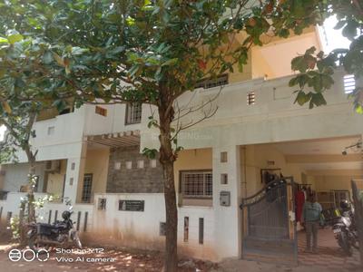 Image of 2400 Sq.ft 3 BHK Independent House for rent in Vidya Nagar, Shivamogga for Rs. 28000