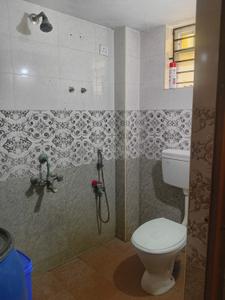 Bathroom Image of 1200 Sq.ft 3 BHK Apartment / Flat for rent in Thirumullaivoyal Chennai for Rs. 15000