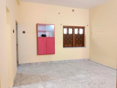 Living Room Image of 1000 Sq.ft 3 BHK Independent House for rent in Paschim Putiary Kolkata for Rs. 15000