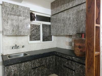 Kitchen Image of 1000 Sq.ft 2 BHK Apartment / Flat for sale in Signature Global The Millennia, Sector 37C Gurgaon for Rs. 7250000