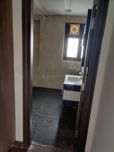 Bathroom Image of 1600 Sq.ft 3 BHK Apartment / Flat for sale in DDA D3 and D4 Vasant Kunj, Vasant Kunj New Delhi for Rs. 37000000