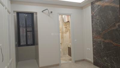Bedroom Image of 1350 Sq.ft 3 BHK Builder Floor for sale in Rajouri Garden New Delhi for Rs. 31500000