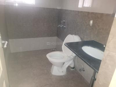 Bathroom Image of 1700 Sq.ft 3 BHK Apartment / Flat for rent in Vaishnavi Nakshatra, Yeswanthpur Bengaluru for Rs. 70000
