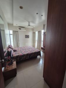 Bedroom Image of 2200 Sq.ft 3 BHK Apartment / Flat for rent in Darshanam Central Park, Sayajiganj Vadodara for Rs. 55000