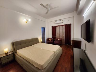 Bedroom Image of 2510 Sq.ft 3.5 BHK Apartment / Flat for rent in Adani Water Lily Ph 4 Towers C5 C6 C11 C12, Shantigram Ahmedabad for Rs. 81000