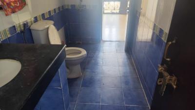 Image of 1875 Sq.ft 3 BHK Apartment / Flat for rent in HRC Apartments, Indirapuram, Ghaziabad for Rs. 31000