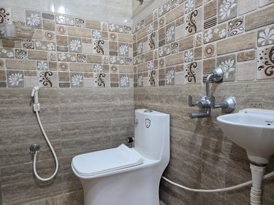 Image of 580 Sq.ft 1 RK Apartment / Flat for rent in Kondapur, Hyderabad for Rs. 17500