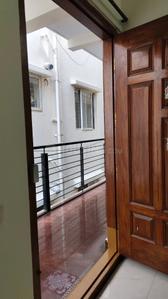 Image of 1250 Sq.ft 2 BHK Apartment / Flat for rent in Halasuru, Bengaluru for Rs. 42000