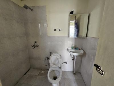 Image of 680 Sq.ft 2 BHK Apartment / Flat for rent in Pyramid Pride, Sector 76, Gurgaon for Rs. 18000